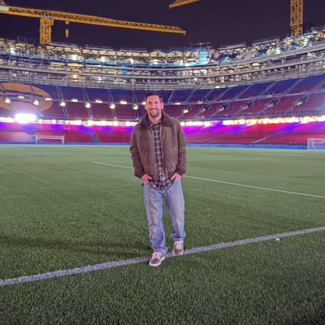 سال‌های دور از خانه، مسی در نیوکمپ دیده شد