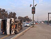 واژگونی مینی‌بوس در صالح‌آباد