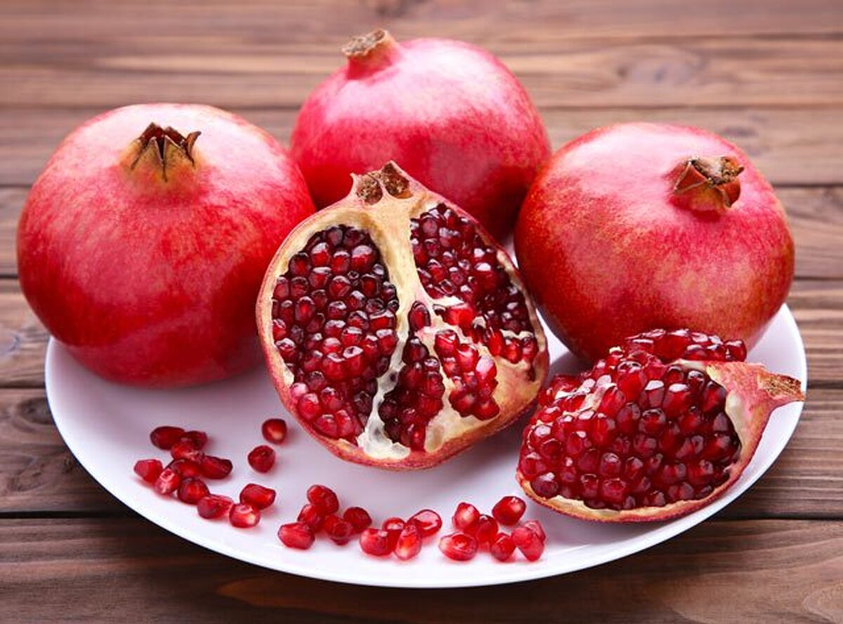 چرا بعد از انار خوردن دچار سردرد می‌شویم؟