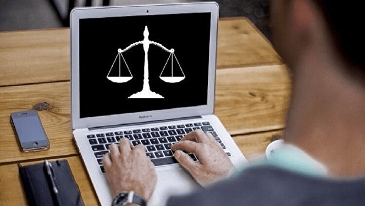 پخش زنده دادگاه‌های علنی برخط با دسترسی عمومی