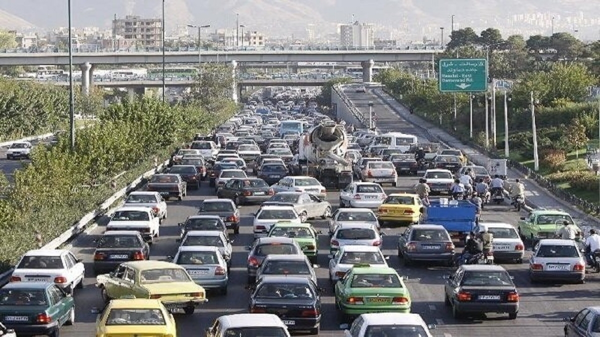 بررسی وضعیت ترافیک صبحگاهی تهران