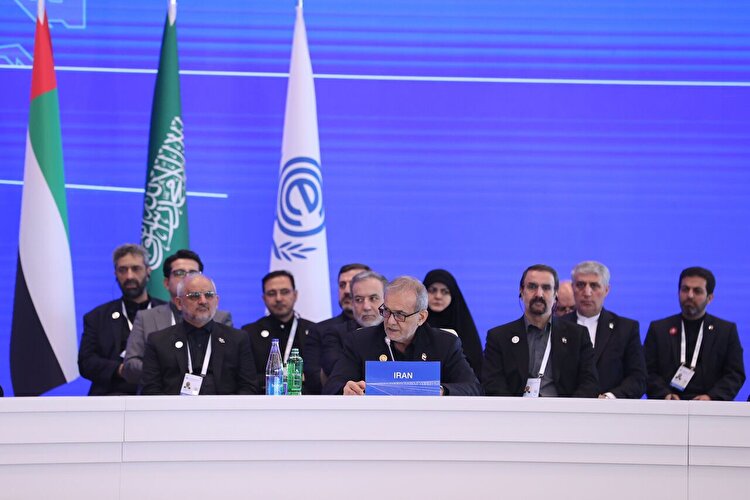 پزشکیان: اکو نیازمند زیرساخت‌های اقتصادی و پلیس مشترک است