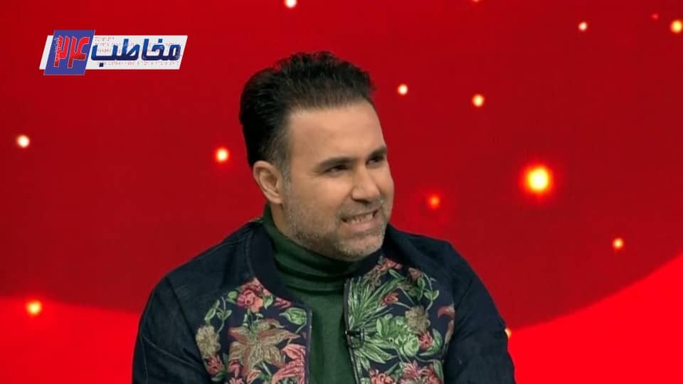 نصرتی: کریم باقری اگر نمیتواند سرمربی شود، برود!