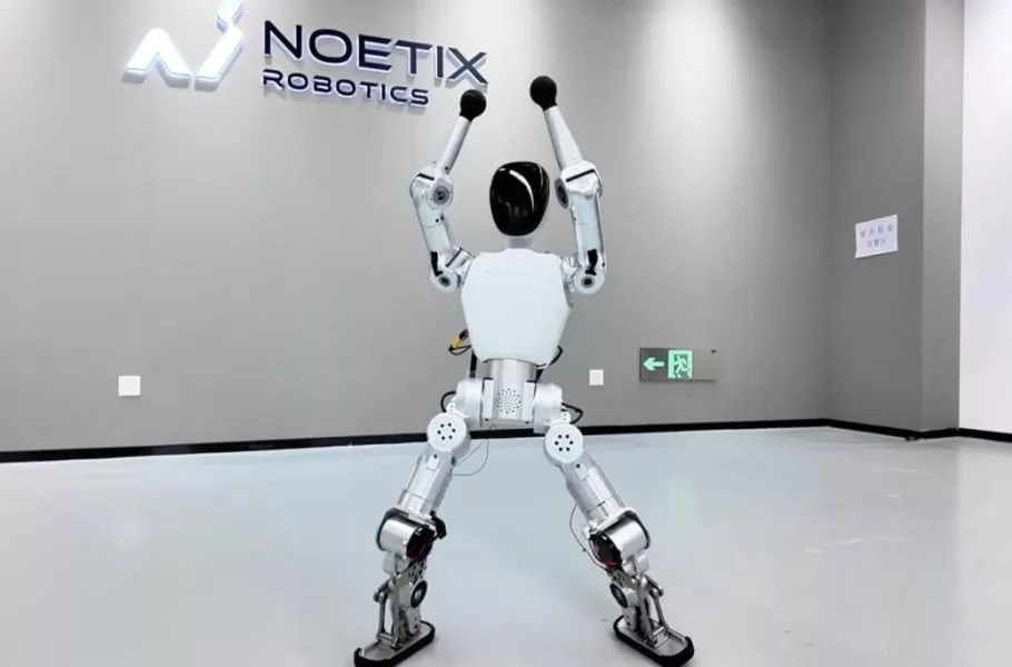 رقیب ربات تسلا از چین می‌آید