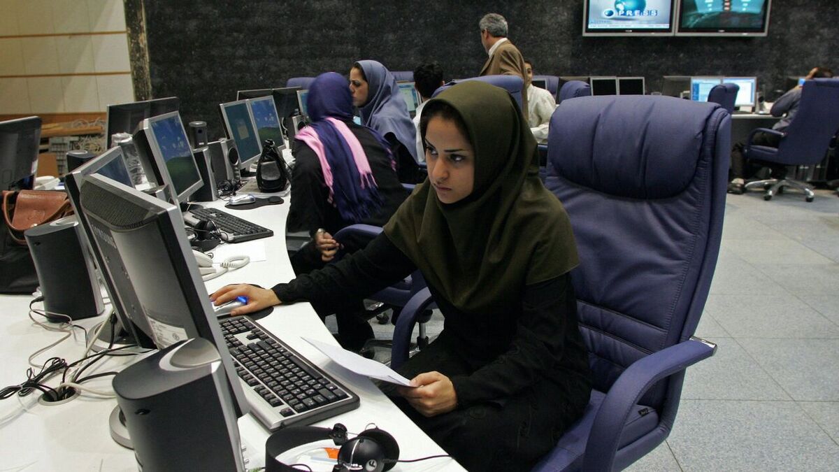 افزایش حقوق کارمندان در سال ۱۴۰۵