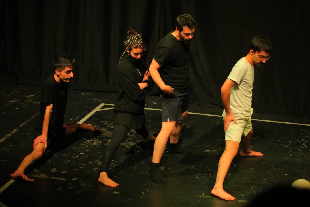 زمین بازی تئاتر جایی برای اجاره نشینها ندارد! زمین بازی تئاتر جایی برای اجاره نشینها ندارد!