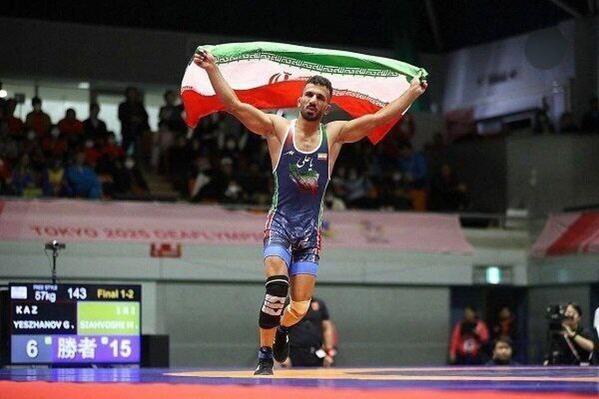 آغاز روز دهم با طلایی شدن کشتی آزاد