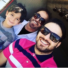 تصاویر بازیگران معروف ایرانی با پدر و مادرشان