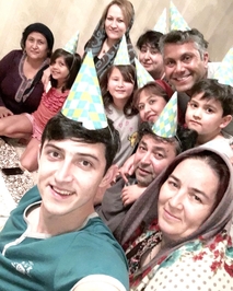 تصاویر بازیگران معروف ایرانی با پدر و مادرشان