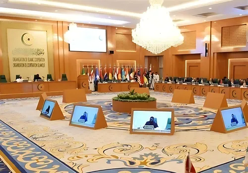 بیانیه نشست اضطراری کشور&zwnj;ها اسلامی به محکومیت محدود تجاوز اسرائیل ختم شد
