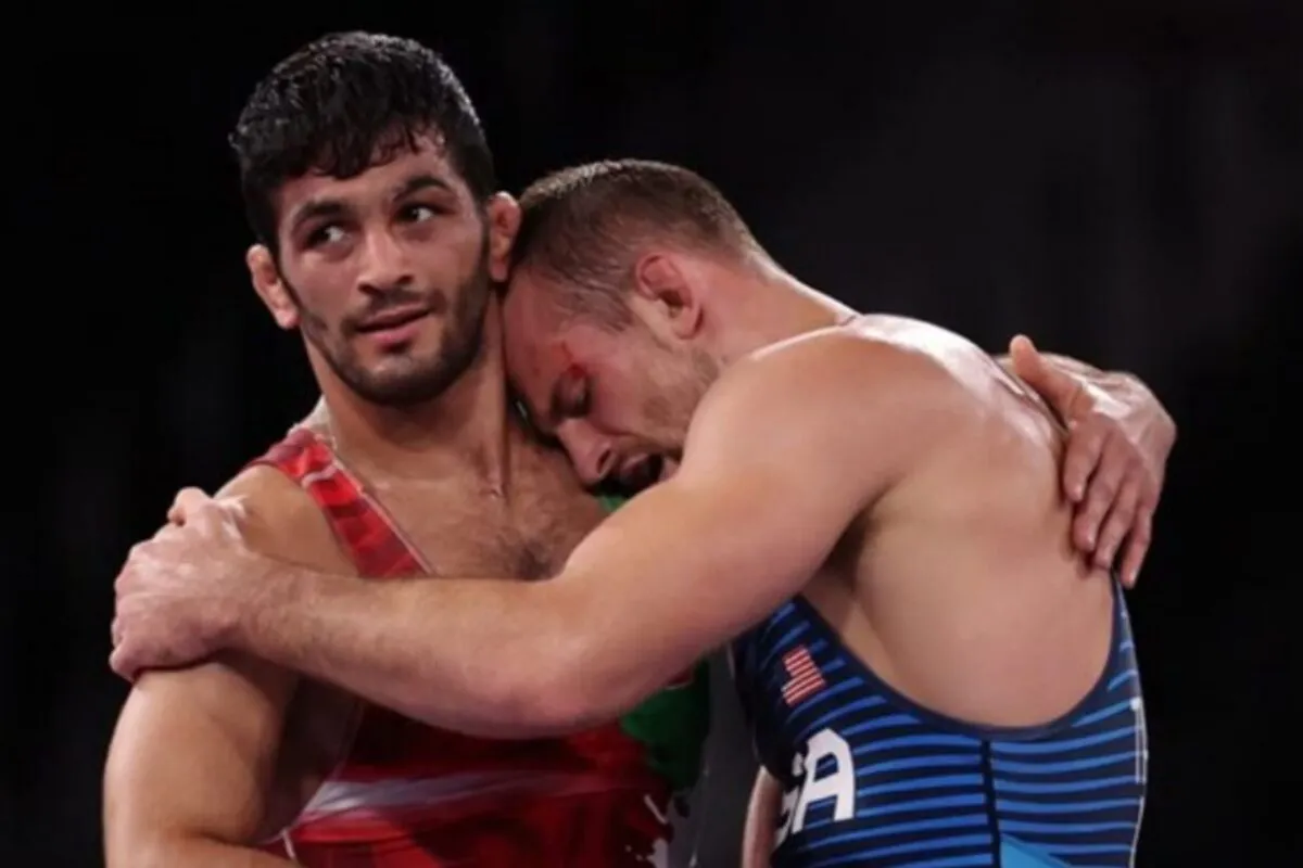 دیوید تیلور: از حسن یزدانی تشکر می‌کنم