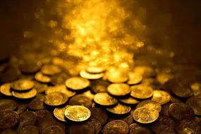 کشف گنج هزارساله در زیرزمین یک خانه!+فیلم