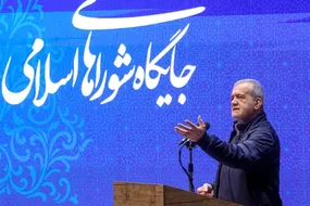 مابه‌التفاوت گران شدن ارز را به جای دوست و آشنا به حساب مردم واریز می‌کنیم