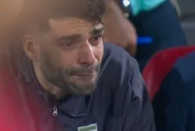 حس و حال دیدنی مهدی طارمی در لحظه گل دوم ایران به ژاپن + فیلم
