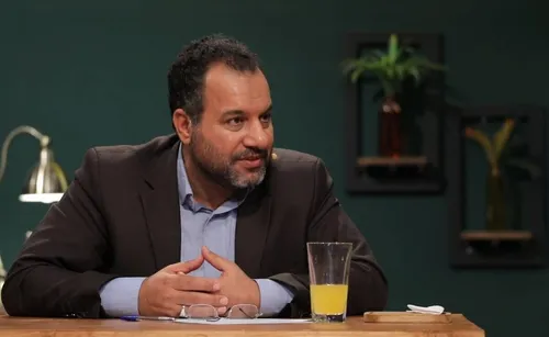 تاکسی‌های اینترنتی مسافران بی حجاب را گزارش کنند!