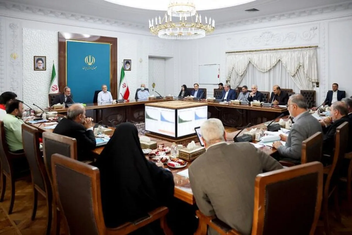 پزشکیان: تبدیل مساجد به قرارگاه‌های عملیاتی یکی از رویکرد‌های دولت است