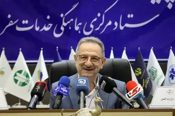 قطعی برق در نشست خبری معاون گردشگری قطع شد + فیلم