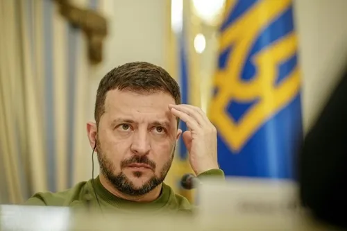 زلنسکی: برای حمله به روسیه نیازی به تأیید آمریکا نداریم