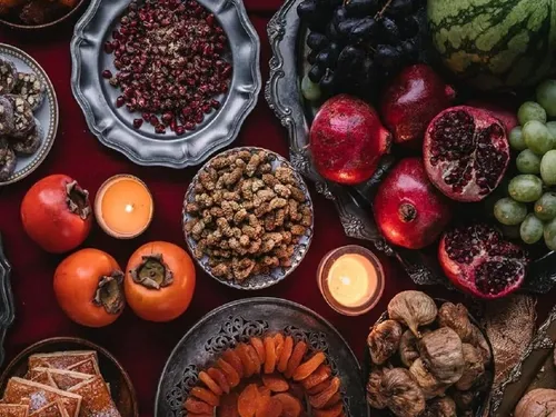 شب یلدا؛ سنتی پابرجا، برخی اقلام حذف، برخی مهمانها در انتظار +فیلم