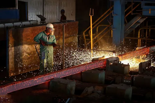 برای بازنشستگی باید چند سال اضافه&zwnj;تر کار کنید+ جزئیات