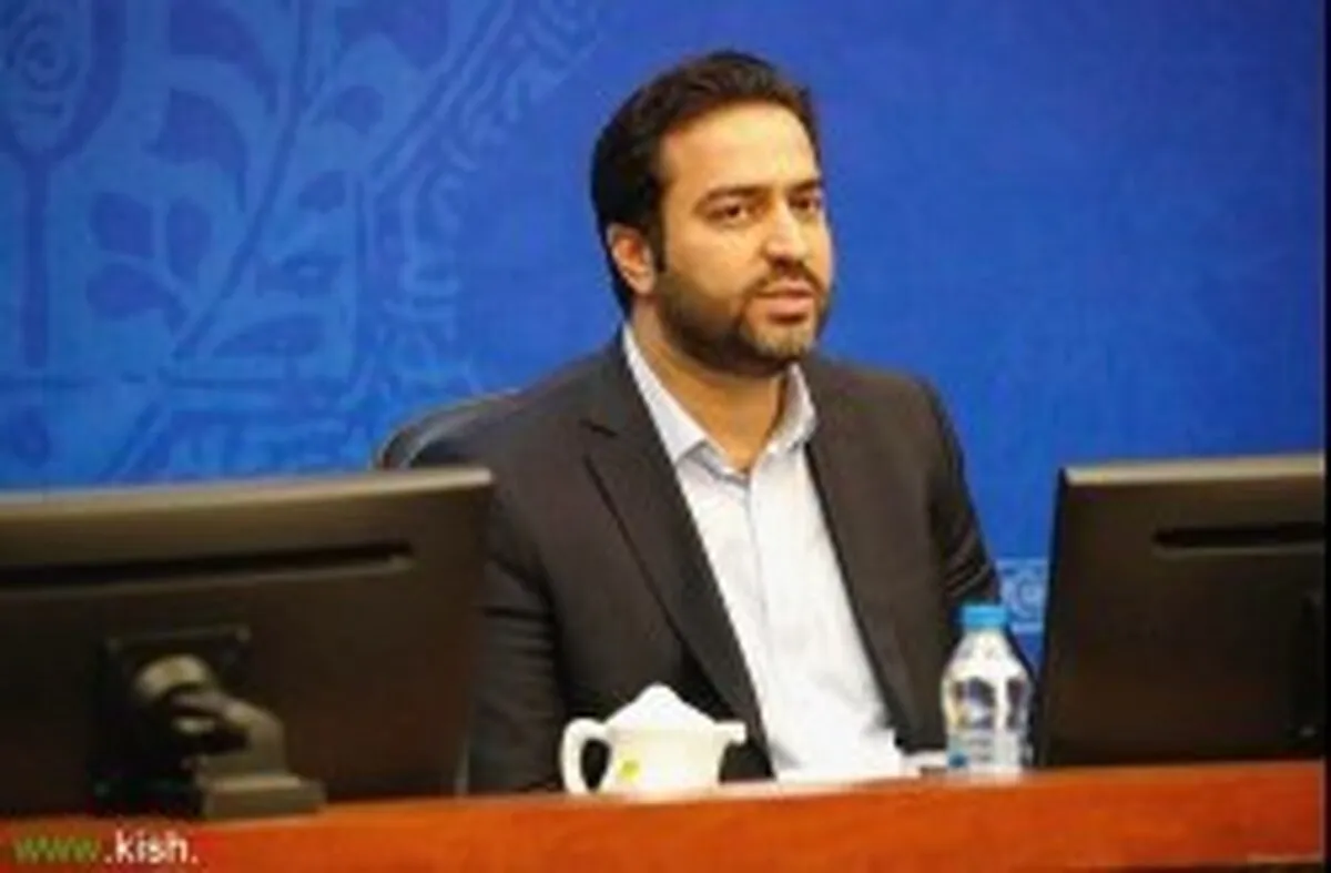 جامعه کارگری کیش صاحب شناسنامه کار می‌شوند