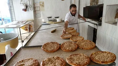 اتحادیه نانوایان گم شدن روزانه ۵ هزار تن آرد را تکذیب کرد