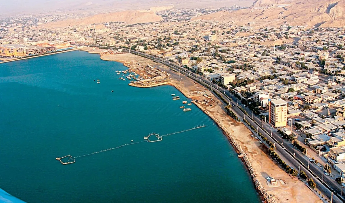 مناطق آزاد پیشروی فرهنگ ایران‌ می‌شوند