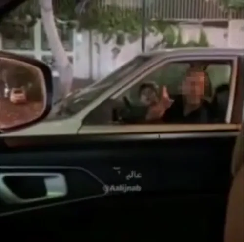 نجات دختر غرق شده با قلاب ماهیگیری!