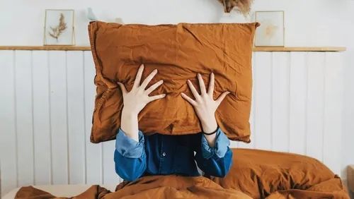بی&zwnj;خوابی چه تاثیراتی بر مغز می&zwnj;گذارد؟