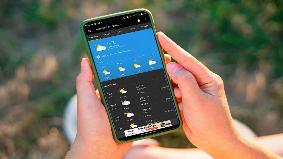 برنامه موبایلی پیش‌بینی نقطه‌ای وضع هوا