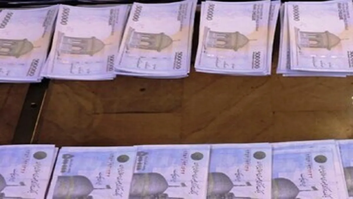 تورم بزرگ با چک‌پول‌های جدید وارد بازار شد