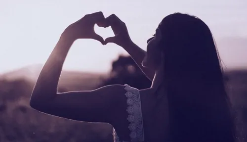 ۱۰ راه برای اینکه مادران خودشان را دوست داشته باشند