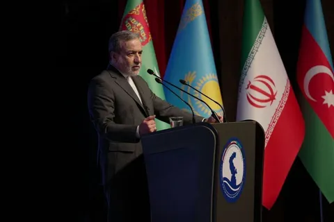 پیام عراقچی به ترامپ: دیپلماسی بهتر از جنگ است