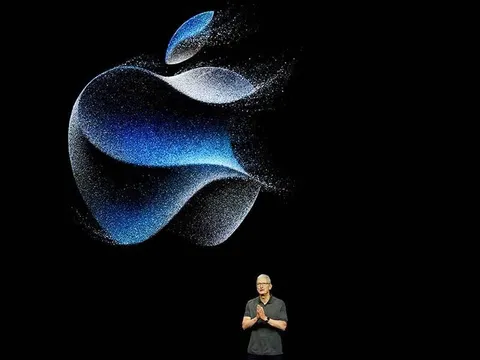 اپل احتمالا یک مراسم بزرگ دیگر برگزار می‌کند