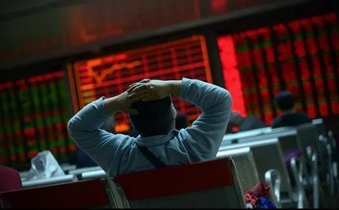 بازار سهام در مسیر بی‌اعتمادی