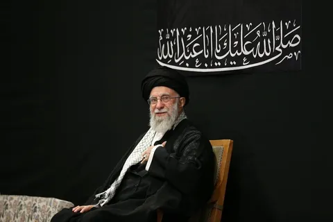 رهبری آمد