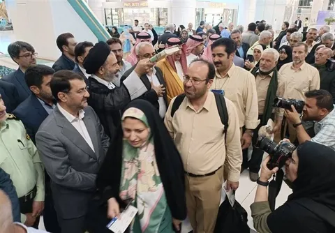 نخستین گروه زائران ایرانی حج تمتع عازم سرزمین وحی شدند