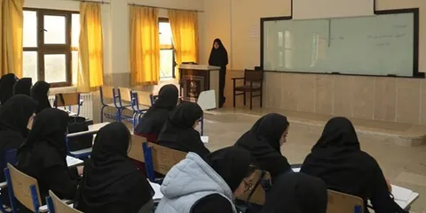 ۷ فرایند پذیرش بدون آزمون دانشجو به شیوه استاد محور
