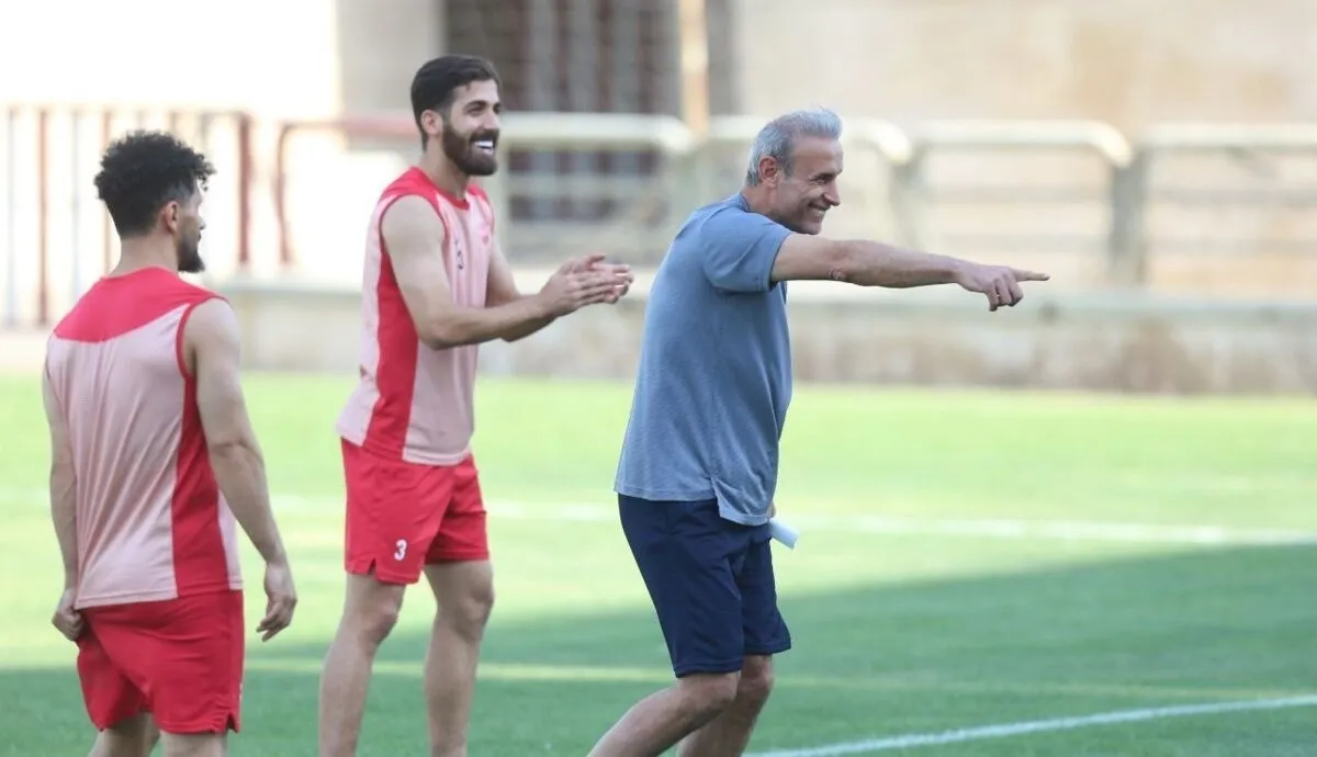 پرسپولیس مهاجم می دهد،هافبک می گیرد!