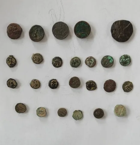 کشف ۳۳ سکه تاریخی در ساری