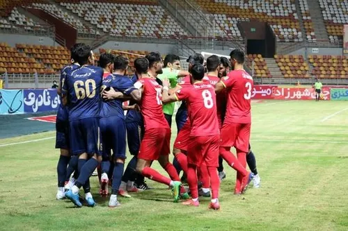 استقلال خوزستان ۱-۰ پرسپولیس