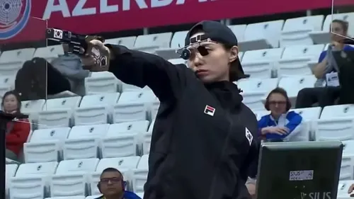 خانم تیرانداز خشن!