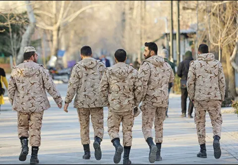 مصوبه کاهش خدمت سربازی به ۱۲ ماه لغو می‌شود+ فیلم