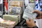بانک صادرات ایران ارز ٢٧ هزار زائر اربعین را تامین کرد