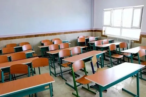 معلمی که به نام تنبیه سربازی در نمازخانه مدرسه به پسرها تجاوز می کرد!