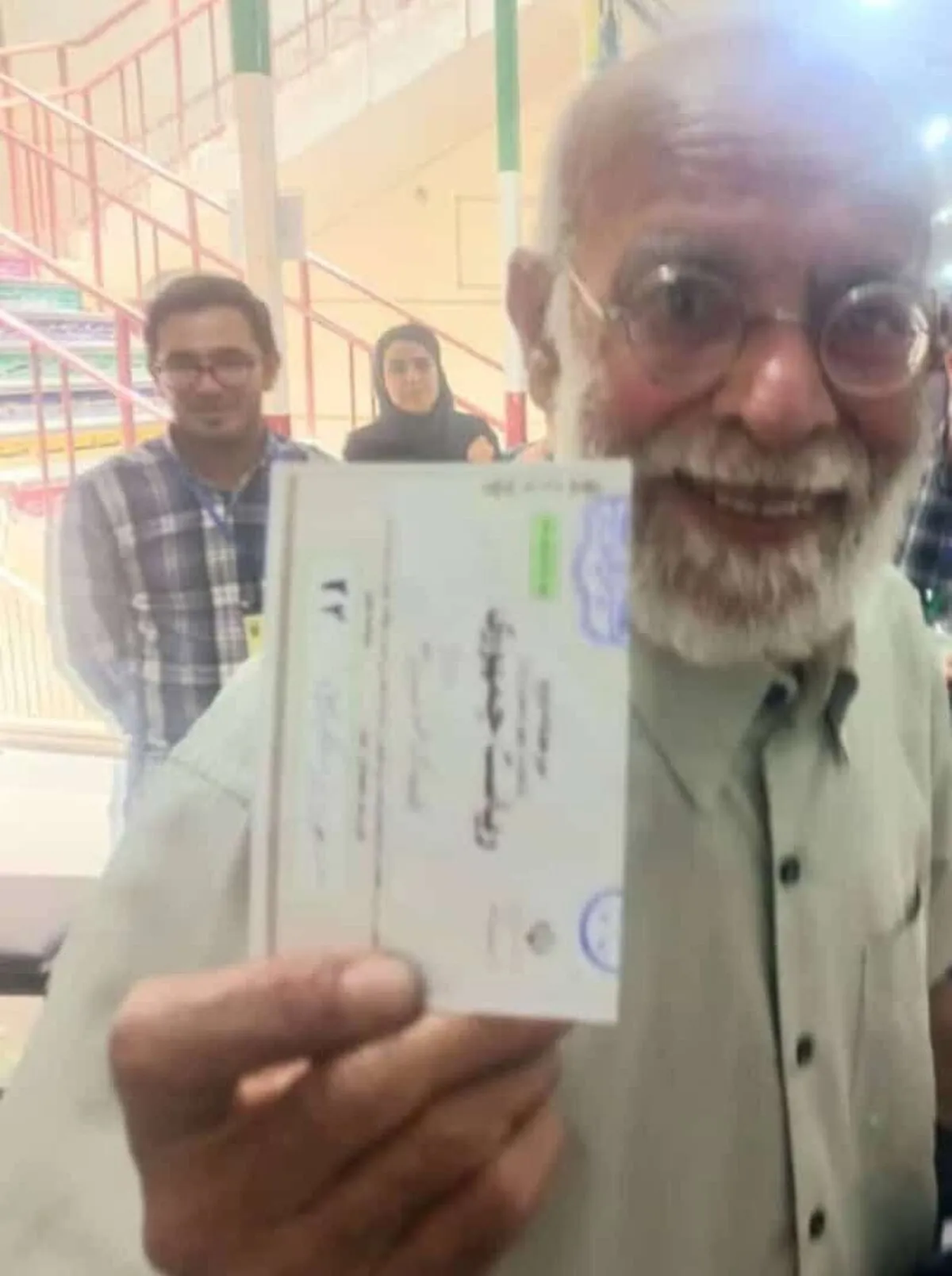 شرکت مهدی فقیه بازیگر سینما در انتخابات و رای به پزشکیان