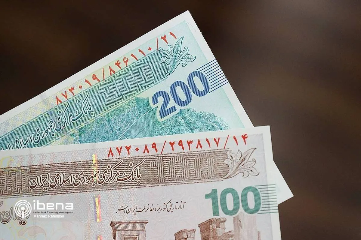 از پول‌های نقد مردم خبر دارید؟ چقدر نقدی دارند؟