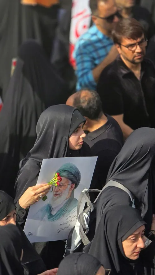 چرا مادر سردار باقری شرمنده بود؟