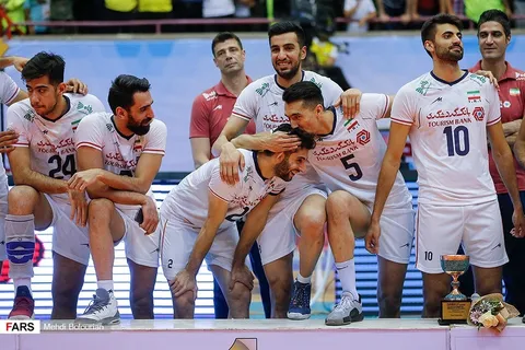 خوش‌شانسی والیبال ایران در روز‌های بحران نارنجی‌پوش‌ها+ جدول