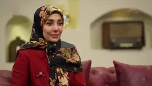 گریه خانم مجری برای کیان پورفلک و خداحافظی کیمیا گیلانی از اجرا + فیلم